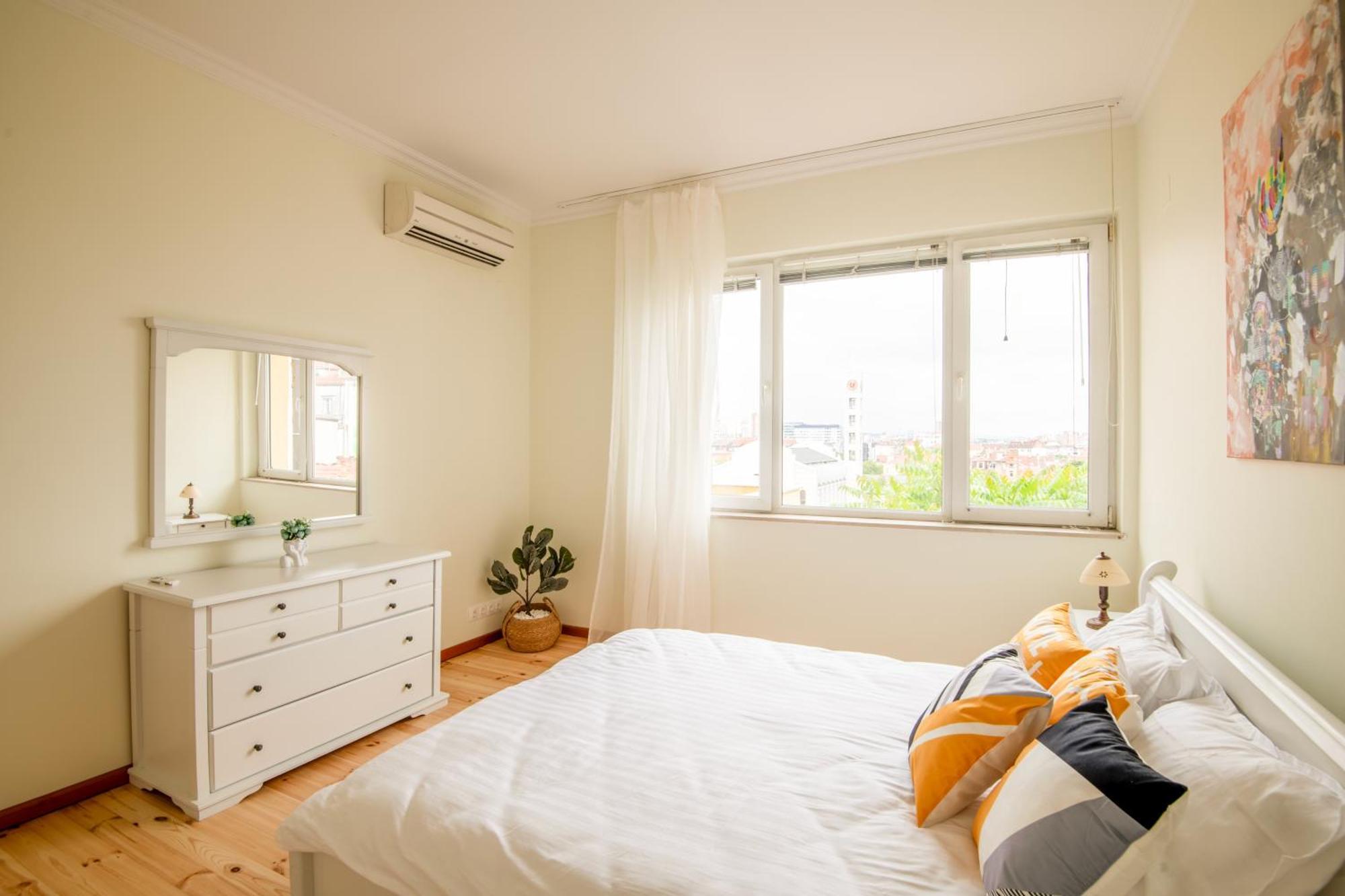A Luxurious 2 Bedroom Apartment In Center Sofia Exterior photo